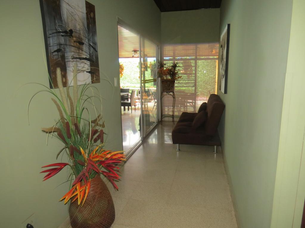 Hostal Cocos Inn Panama Stadt Exterior foto