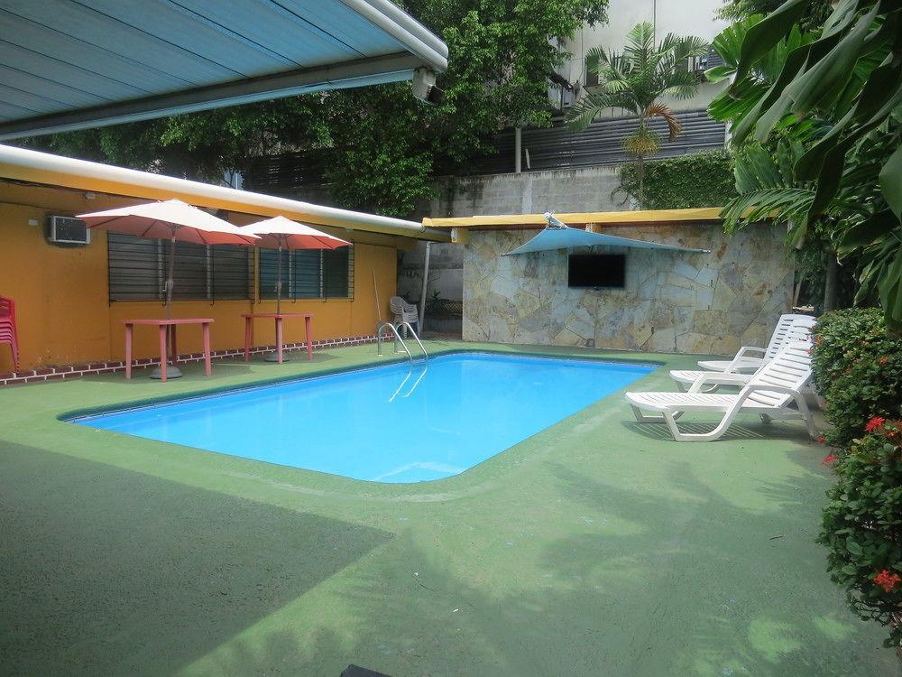 Hostal Cocos Inn Panama Stadt Exterior foto