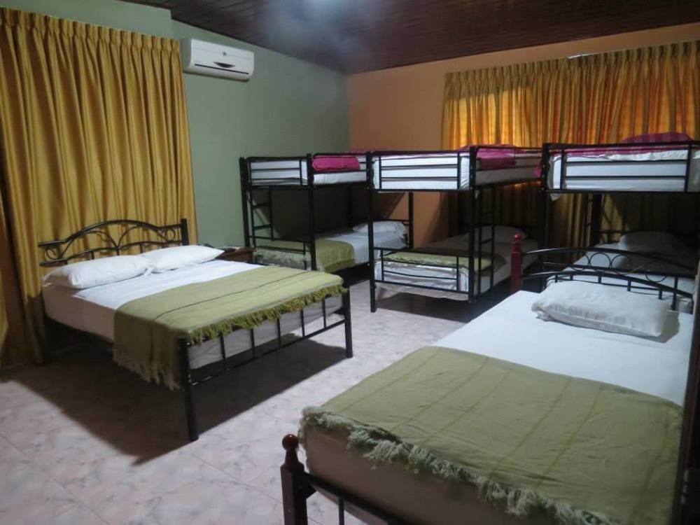 Hostal Cocos Inn Panama Stadt Exterior foto