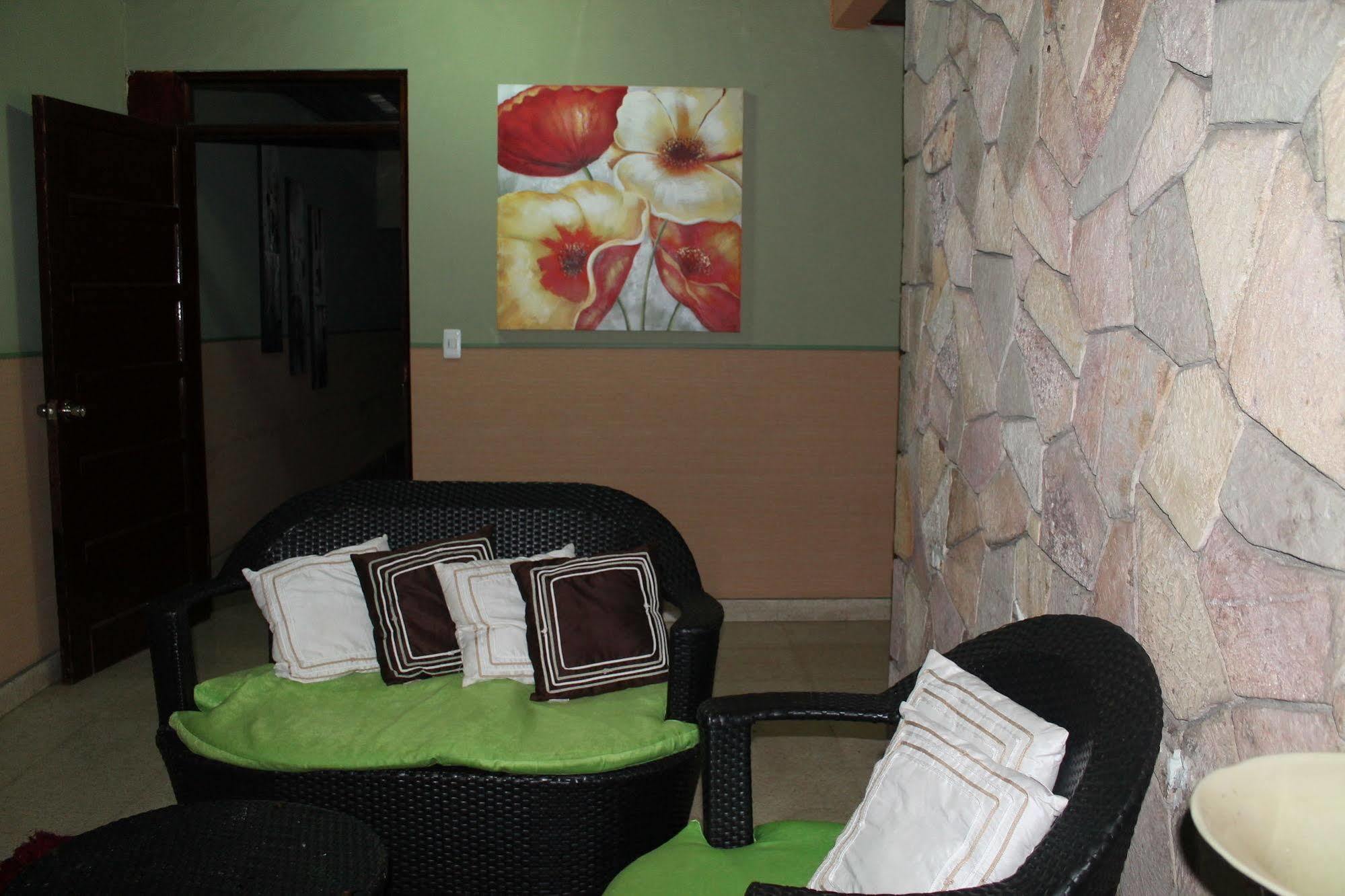 Hostal Cocos Inn Panama Stadt Exterior foto